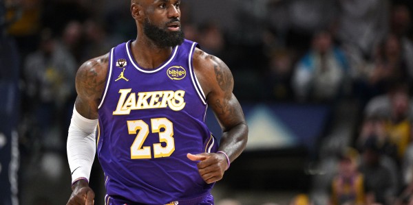 Formula 1-杜兰特总得分历史第5&amp;amp;出手数只第13！詹乔科效率难以望其项背