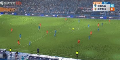 F1直播-【中超】克雷桑单刀卡斯蒂略绝平！南通1比1十人泰山