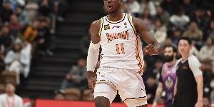 F1直播-全方位压制本赛季常规赛山西3-1广东 季后赛山西3-0广东