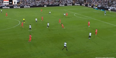 F1直播-西甲战报：洛佩斯垫射破僵，久保建英世界波建功，瓦伦西亚1-1皇家社会