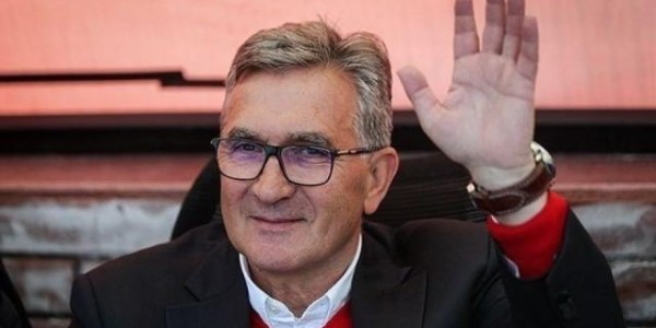 【早报】争四路漫漫！曼联遭读秒绝杀迎新年首败！