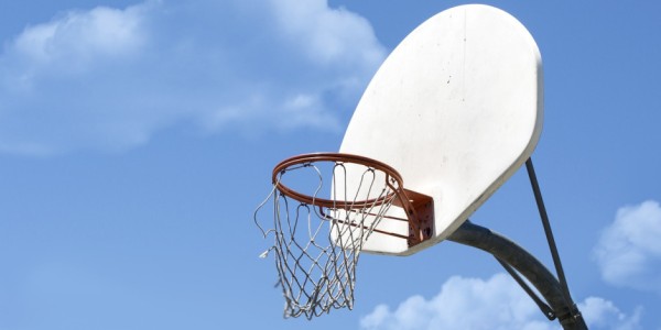 CBA总决赛罚单：孙铭徽罚3万+楼明罚5万停赛2场 广厦赛区取消评奖罚12万