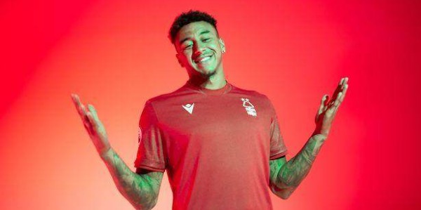 赛车竞猜-林皇为钱加盟升班马？等等，这20万周薪没那么好挣