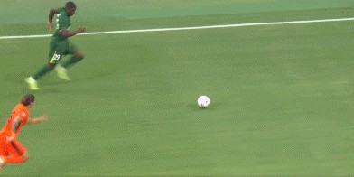 中超半场：叶楚贵破僵、法比奥造点失败，国安暂0-1云南